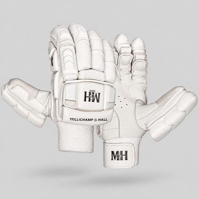 S200 Batting Gloves Batting Gloves Millichamp and Hall